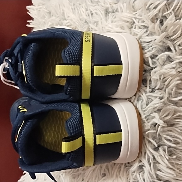 Unisex Sperry shoes - Picture 3 of 10